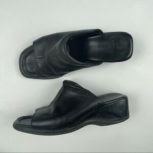 ECCO All Black Open Toe Comfort Sandal Size 4.5